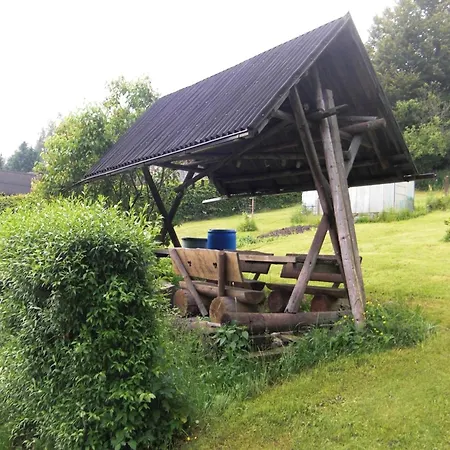 Family-friendly Forest Home, Cleaning Included *
