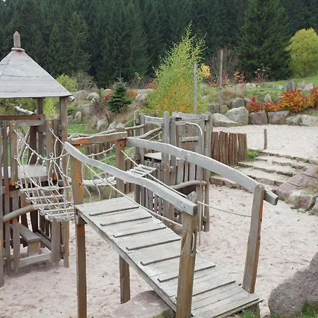 Family-friendly Forest Home, Cleaning Included *