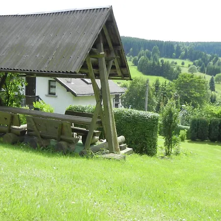 Family-friendly Forest Home, Cleaning Included * Altenfeld (Thuringia)